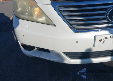 2010 Lexus Ls 460 z USA, uszkodzony, nr VIN JTHCL5EF3A5008000